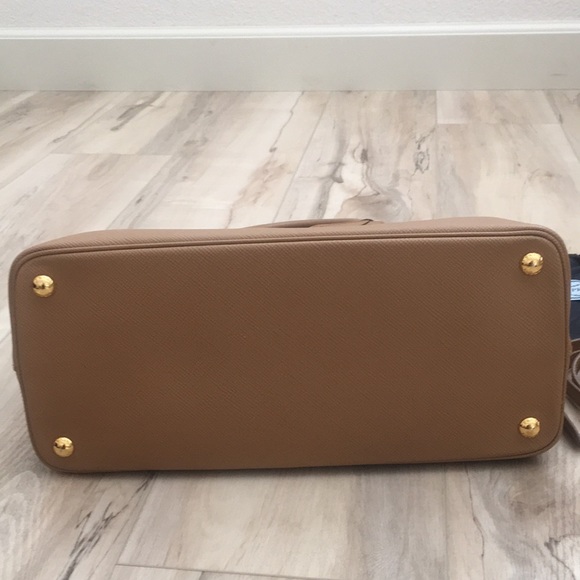 Prada medium saffiano leather double in Carmel New w tags - Picture 4 of 7